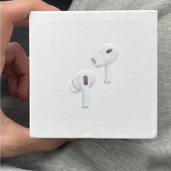 Airpod pro 2nd Generation with MagSafe charging case